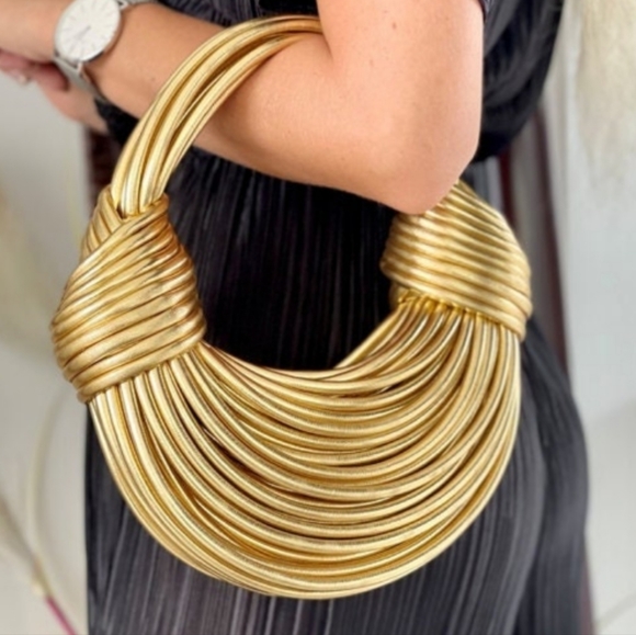 Double Knot Handbag - Picture 3 of 13